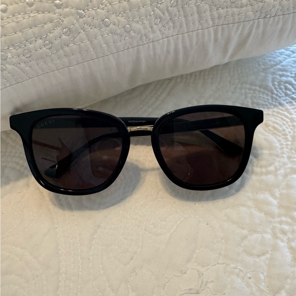 Gucci Black Sunglasses